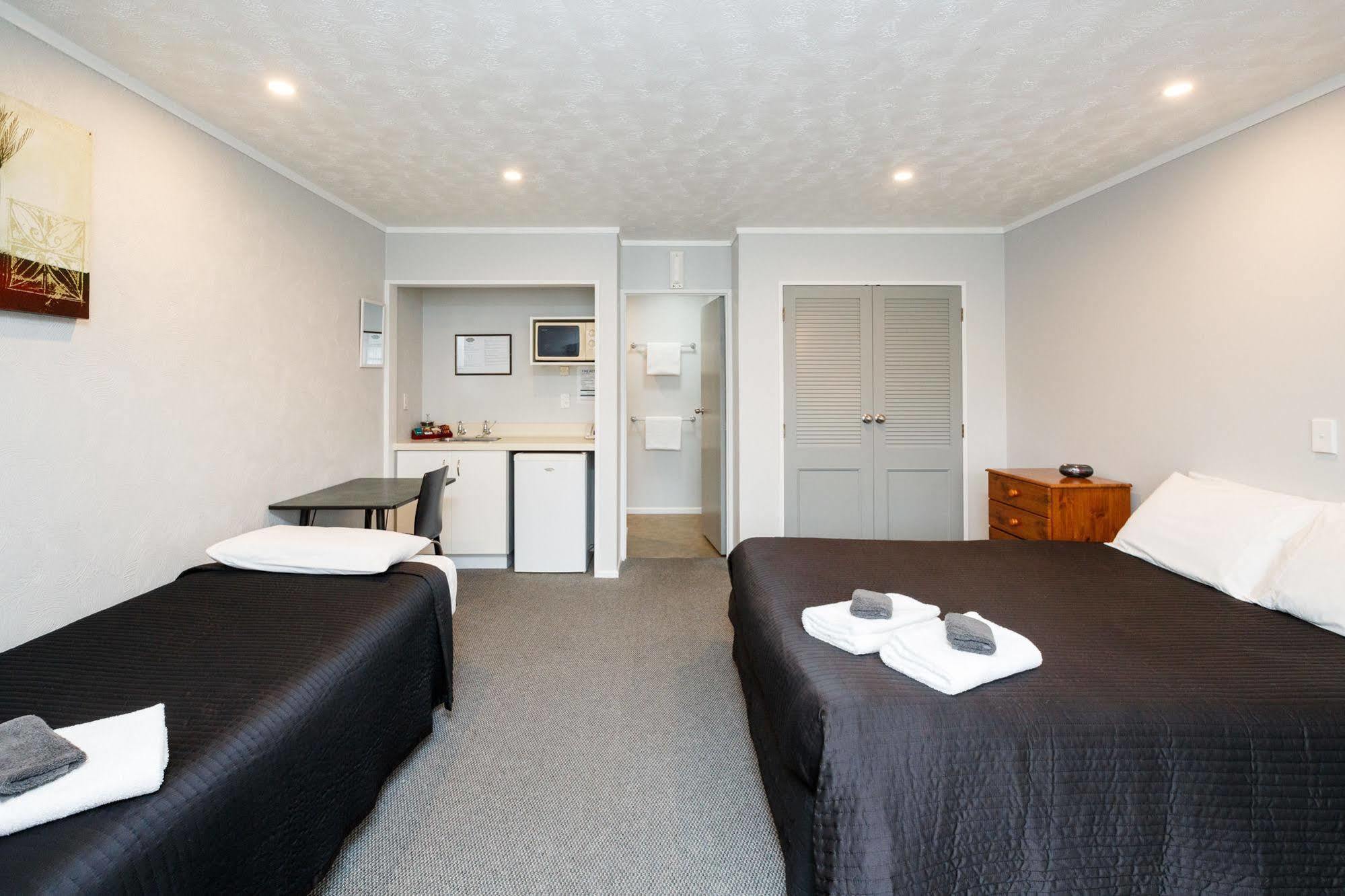 Avenue Motel Palmerston North Exterior foto